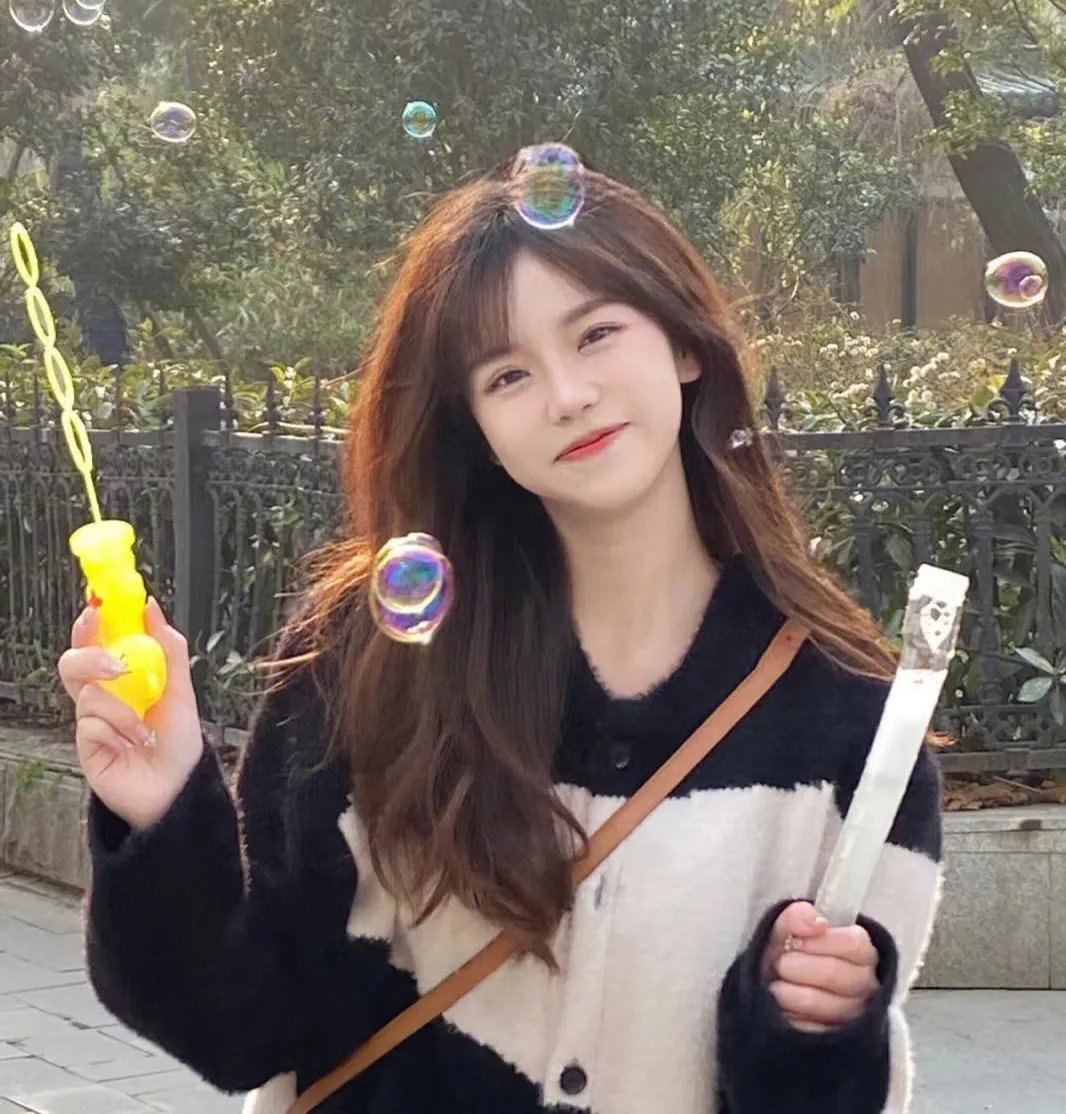 假面女主她以身入局